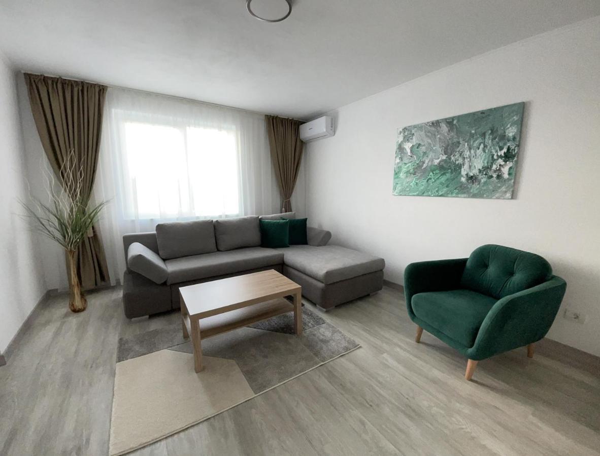 Isla Apartman Gyüreg Kültér fotó